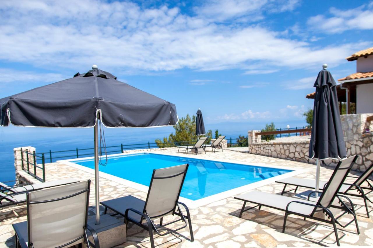 Villa Skyfall Kalamíci Kültér fotó